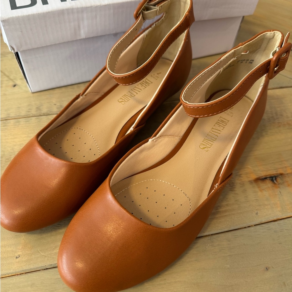 Dream Pairs Women's Ankle-Strap Flats in Cognac